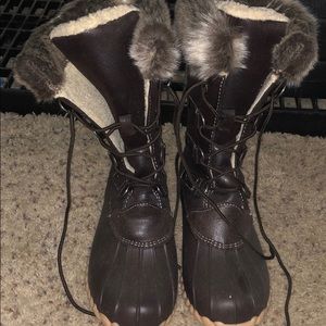 Brown lace up duck boots